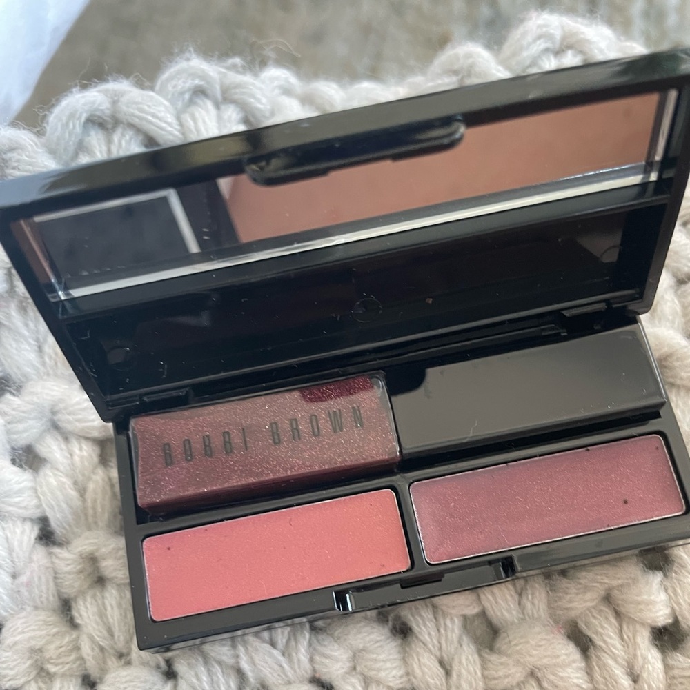 BOBBI BROWN Party to Go Palette Lip and Eyeshadow - NEW w/o box